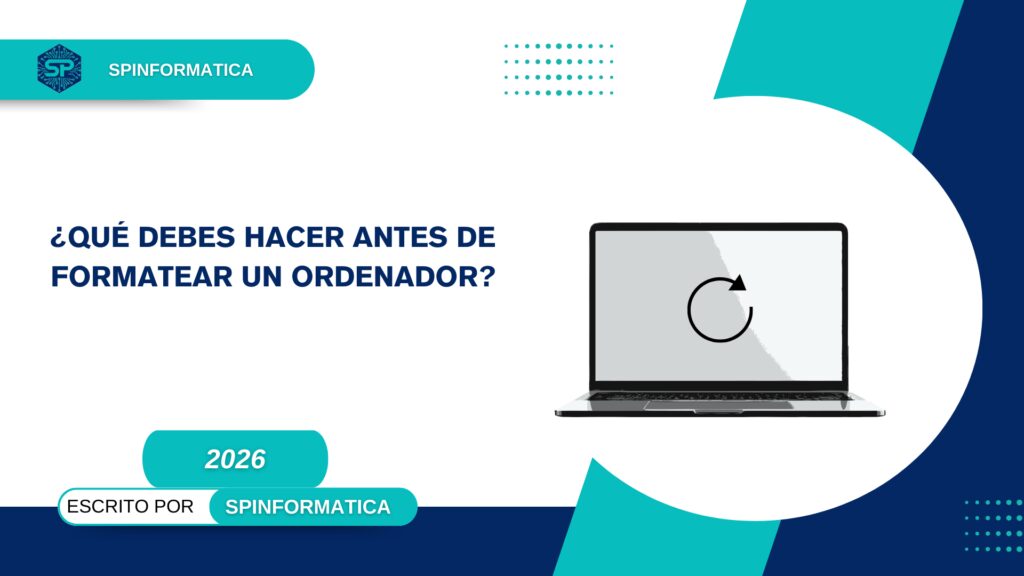 Portátil con icono de restablecer sistema antes de formatear un ordenador